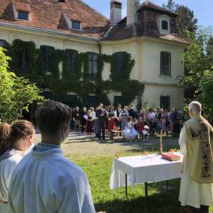 Fronleichnam unter schönem Himmel